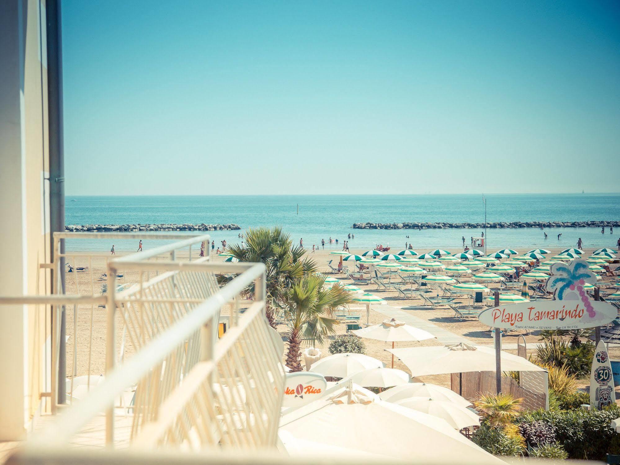 Sun Beach Residence Rimini Luaran gambar